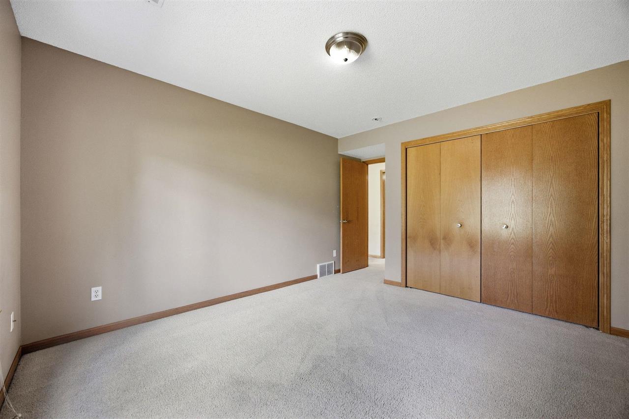 1429 Mckinley Place Iowa City IA 52246