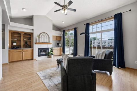 1429 Mckinley Place Iowa City IA 52246