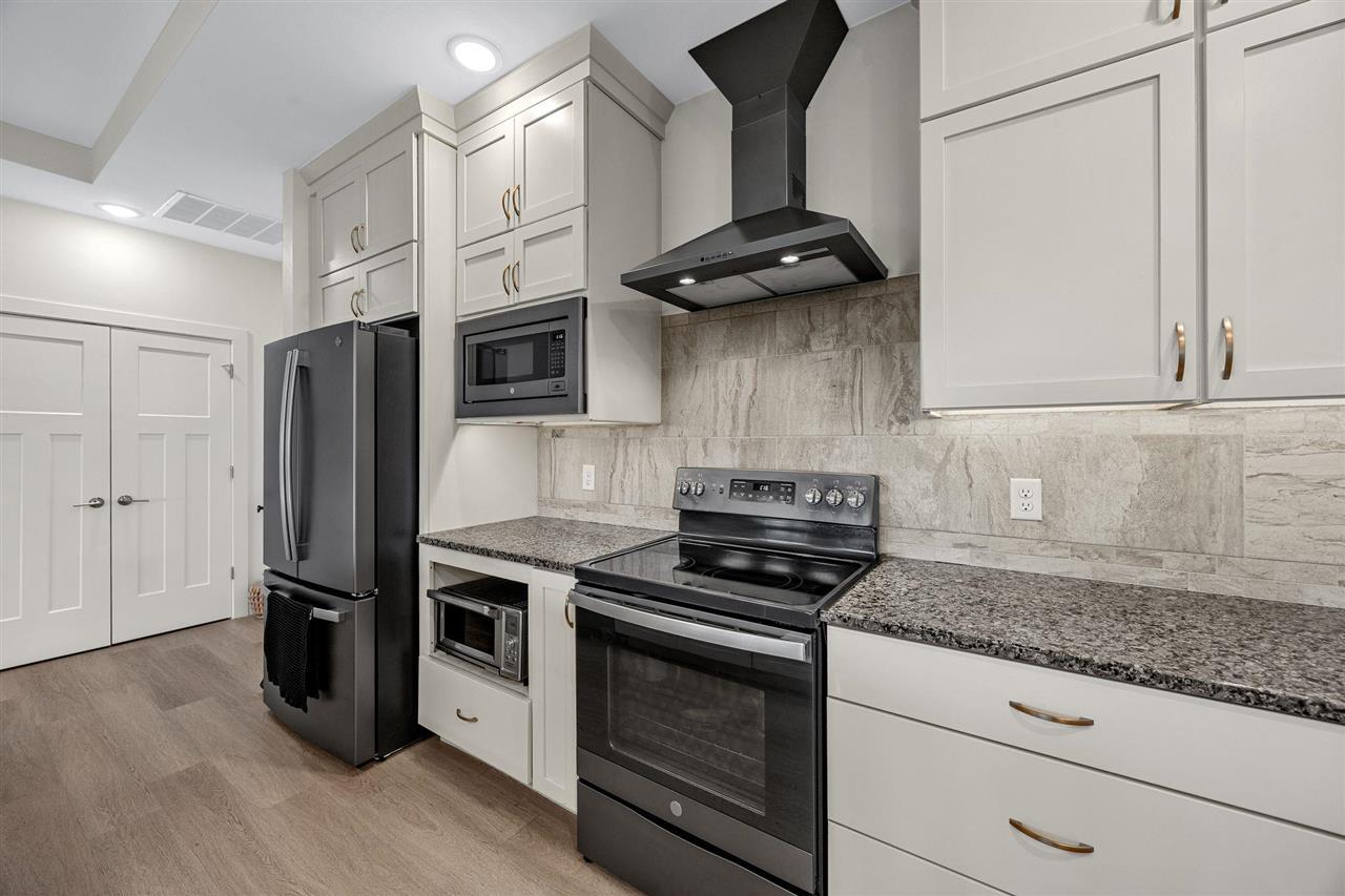 1920 Country Club Drive Coralville IA 52241
