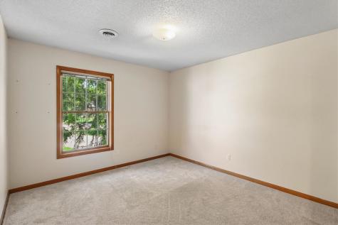 2305 Willowbrooke Lane Iowa City IA 52246