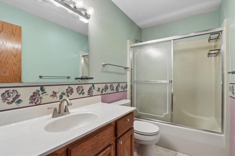 2305 Willowbrooke Lane Iowa City IA 52246