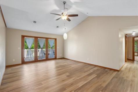 2305 Willowbrooke Lane Iowa City IA 52246