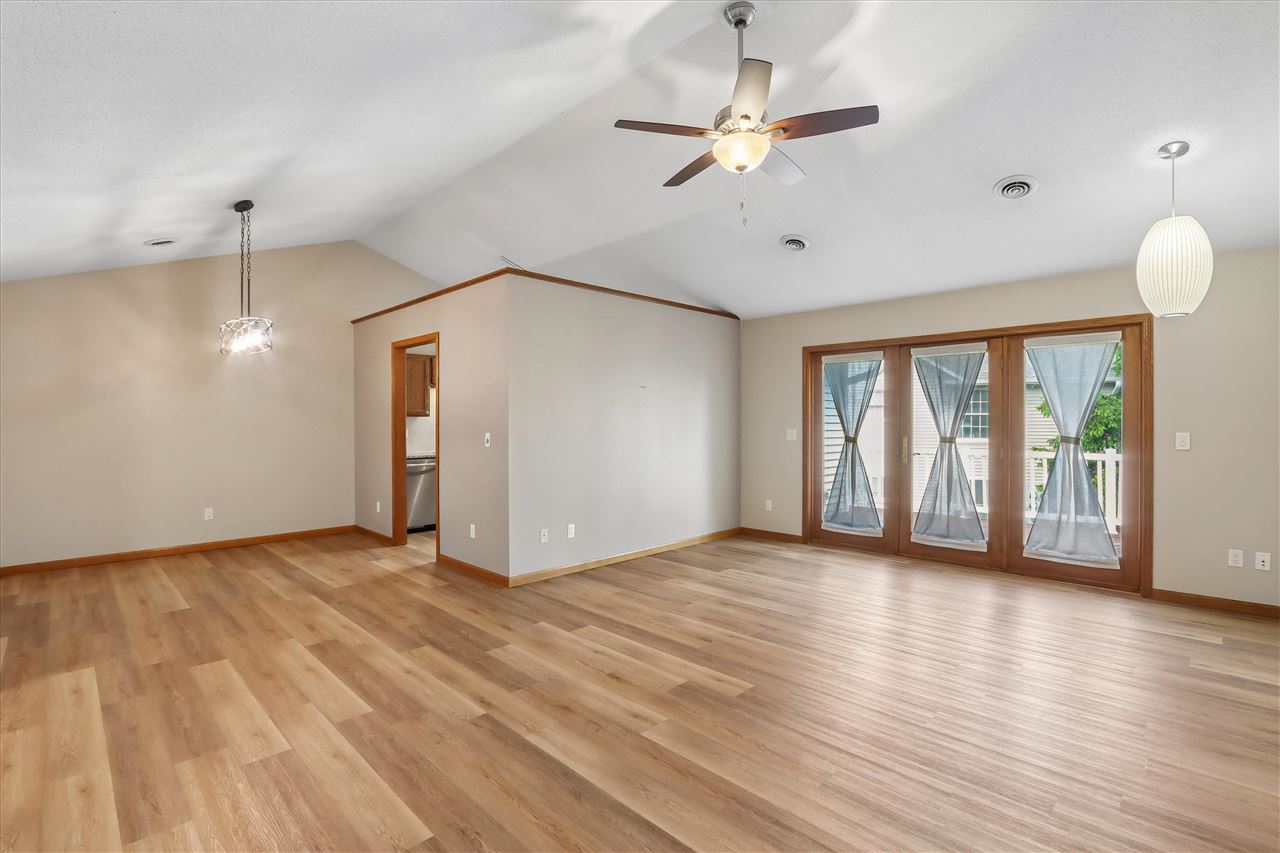 2305 Willowbrooke Lane Iowa City IA 52246