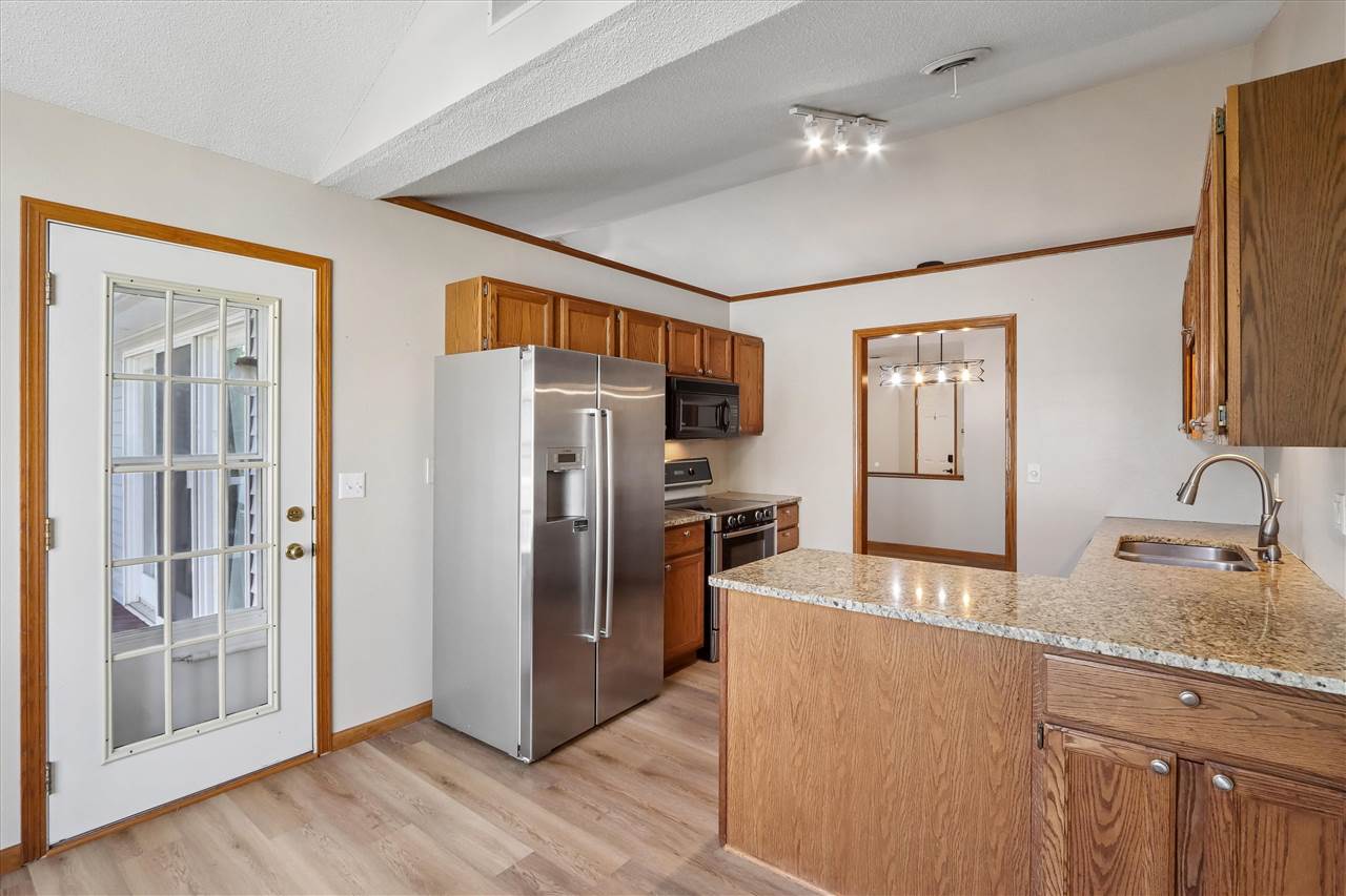 2305 Willowbrooke Lane Iowa City IA 52246