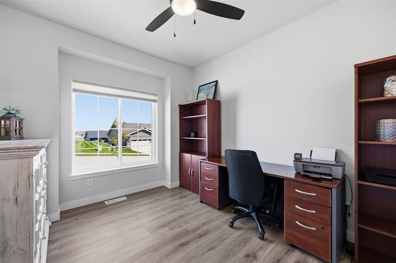 46 Pinnacle Lane Tiffin IA 52340