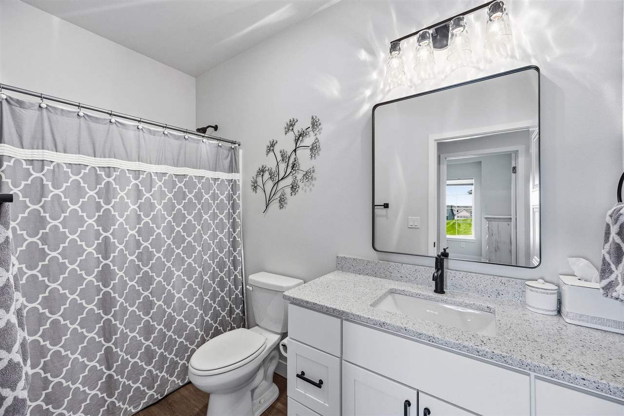 46 Pinnacle Lane Tiffin IA 52340