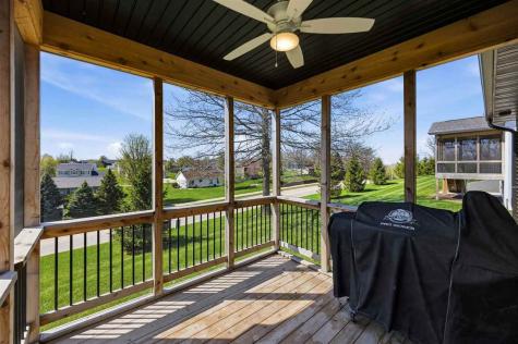 46 Pinnacle Lane Tiffin IA 52340