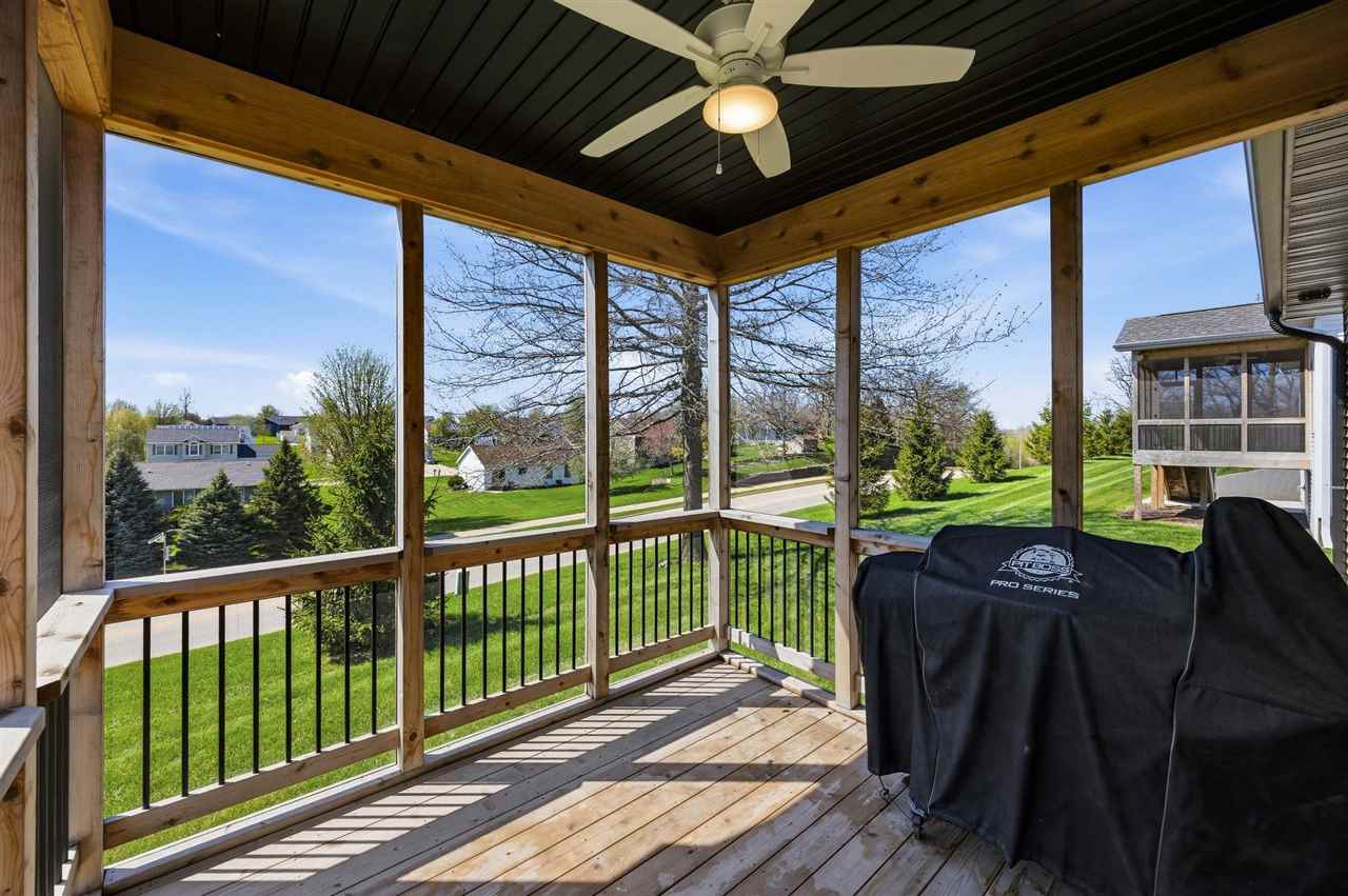 46 Pinnacle Lane Tiffin IA 52340