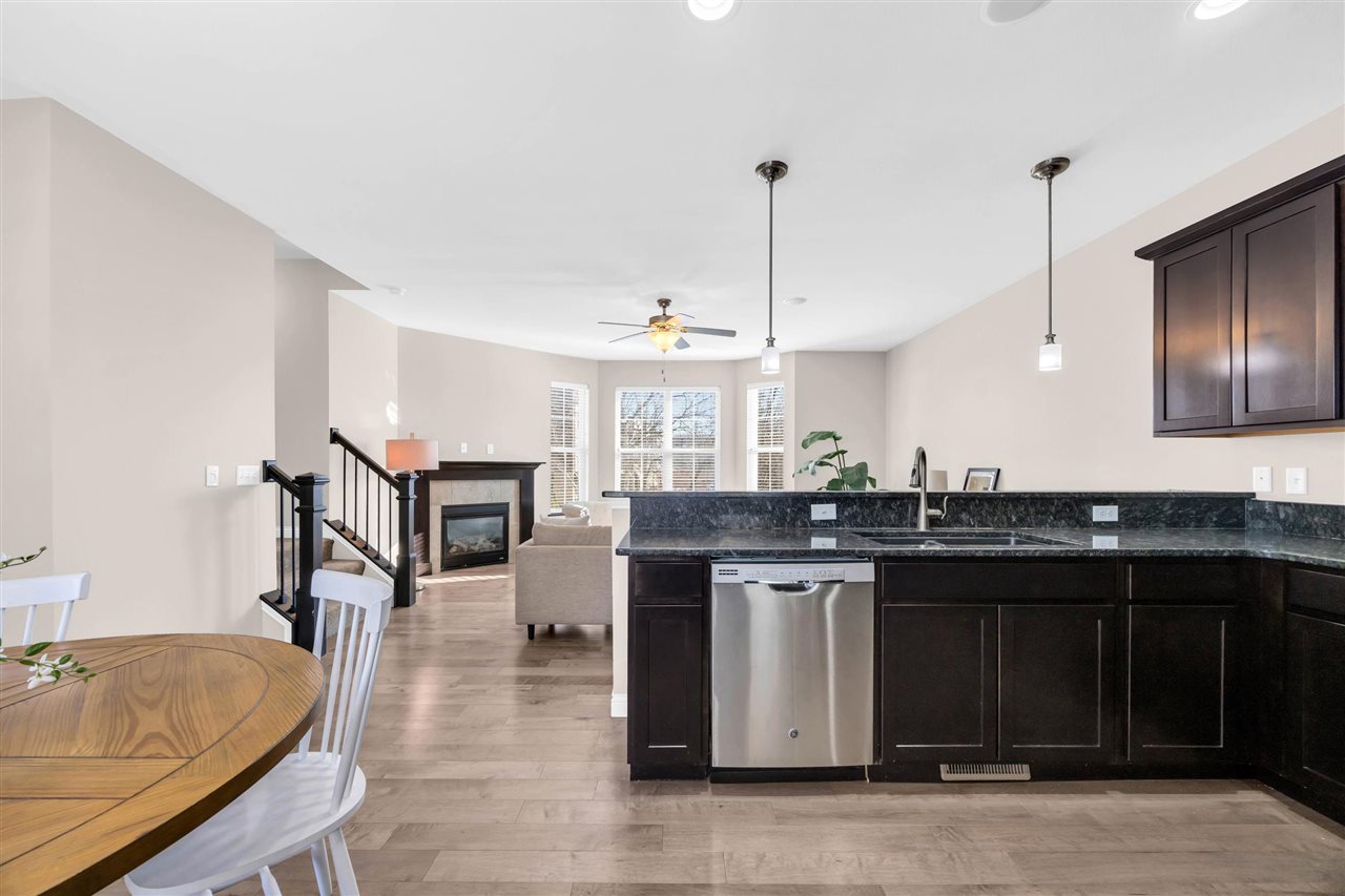 440 3rd Avenue Apt 4 Coralville IA 52241