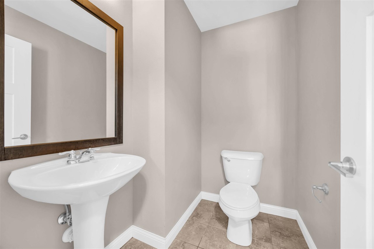 440 3rd Avenue Apt 4 Coralville IA 52241