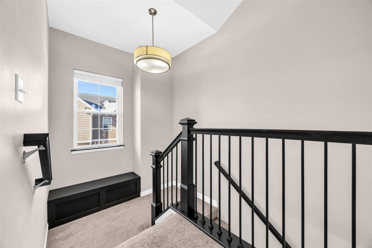 440 3rd Avenue Apt 4 Coralville IA 52241