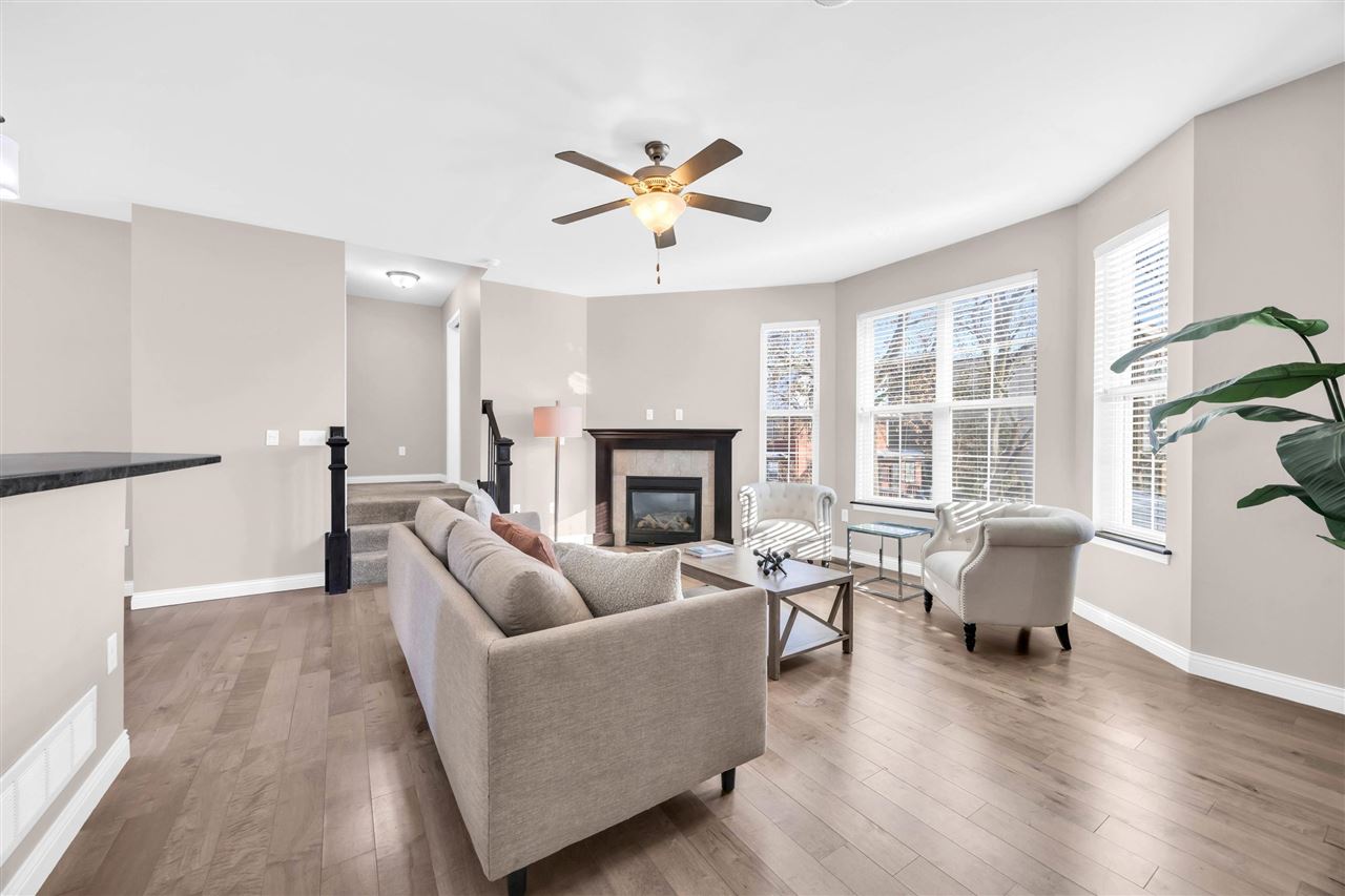 440 3rd Avenue Apt 4 Coralville IA 52241