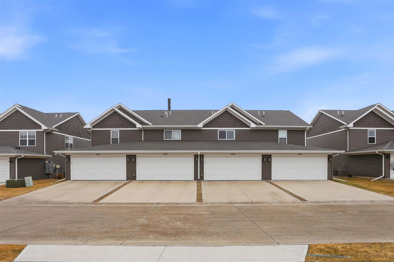 2243 Saint Andrews Drive North Liberty IA 52317
