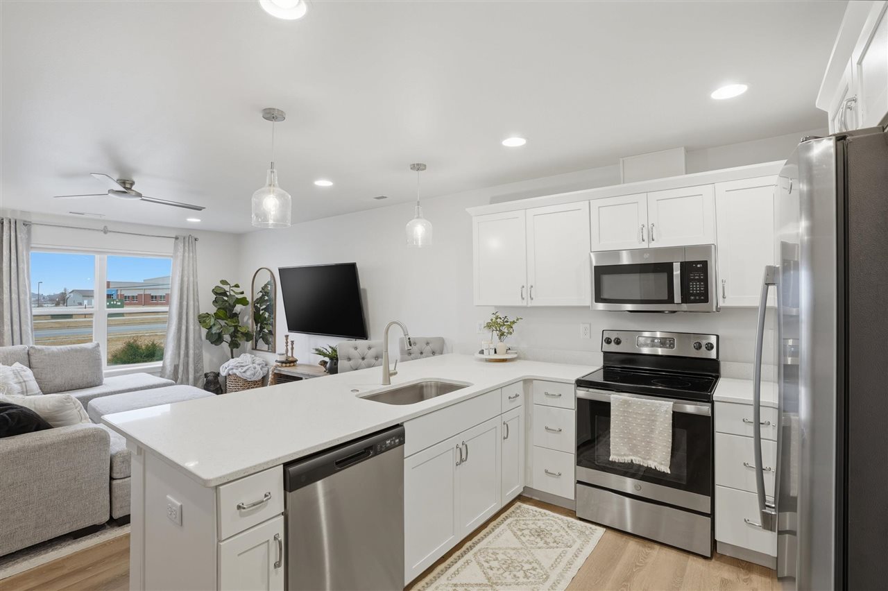 2243 Saint Andrews Drive North Liberty IA 52317