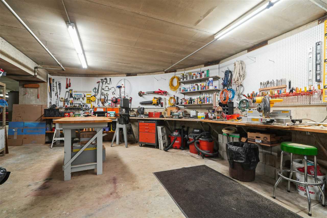 1701 130th Street Anamosa IA 52205