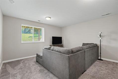 602 Riley Lane West Branch IA 52358