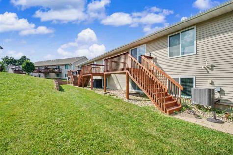 602 Riley Lane West Branch IA 52358
