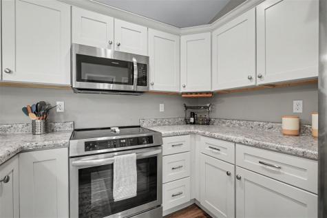 602 Riley Lane West Branch IA 52358