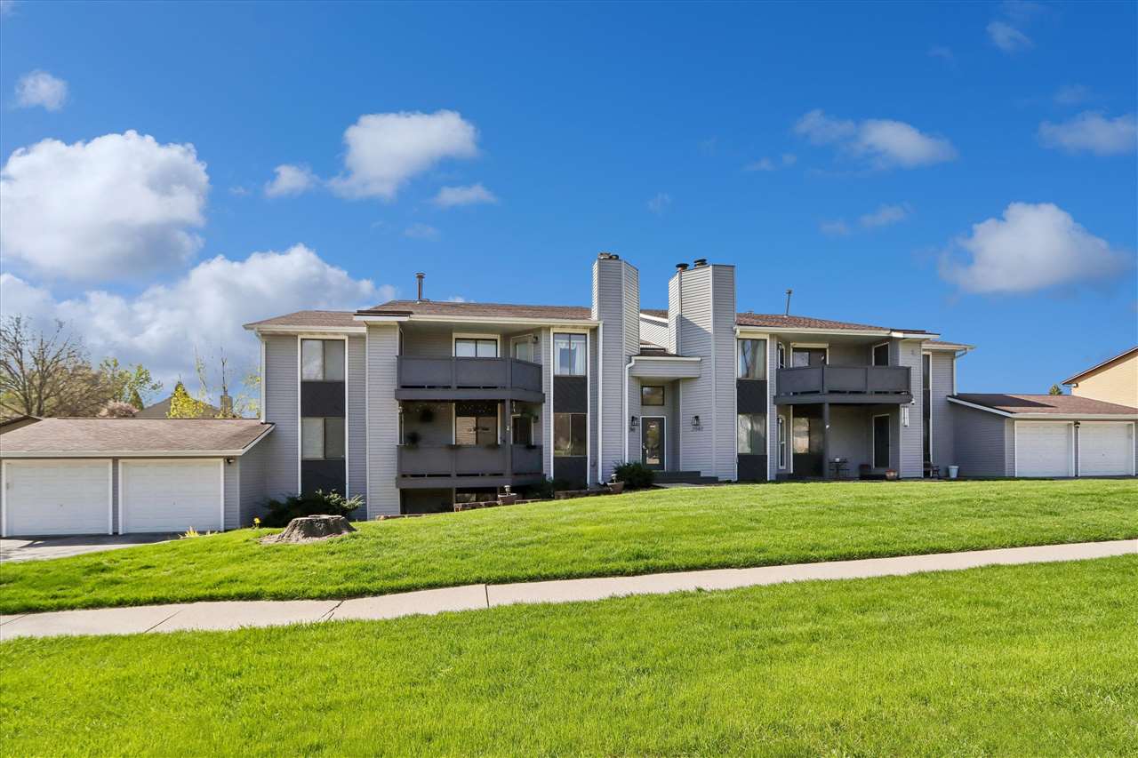 2040 Holiday Road Coralville IA 52241