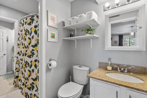 2040 Holiday Road Coralville IA 52241