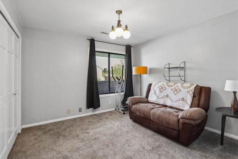 2040 Holiday Road Coralville IA 52241