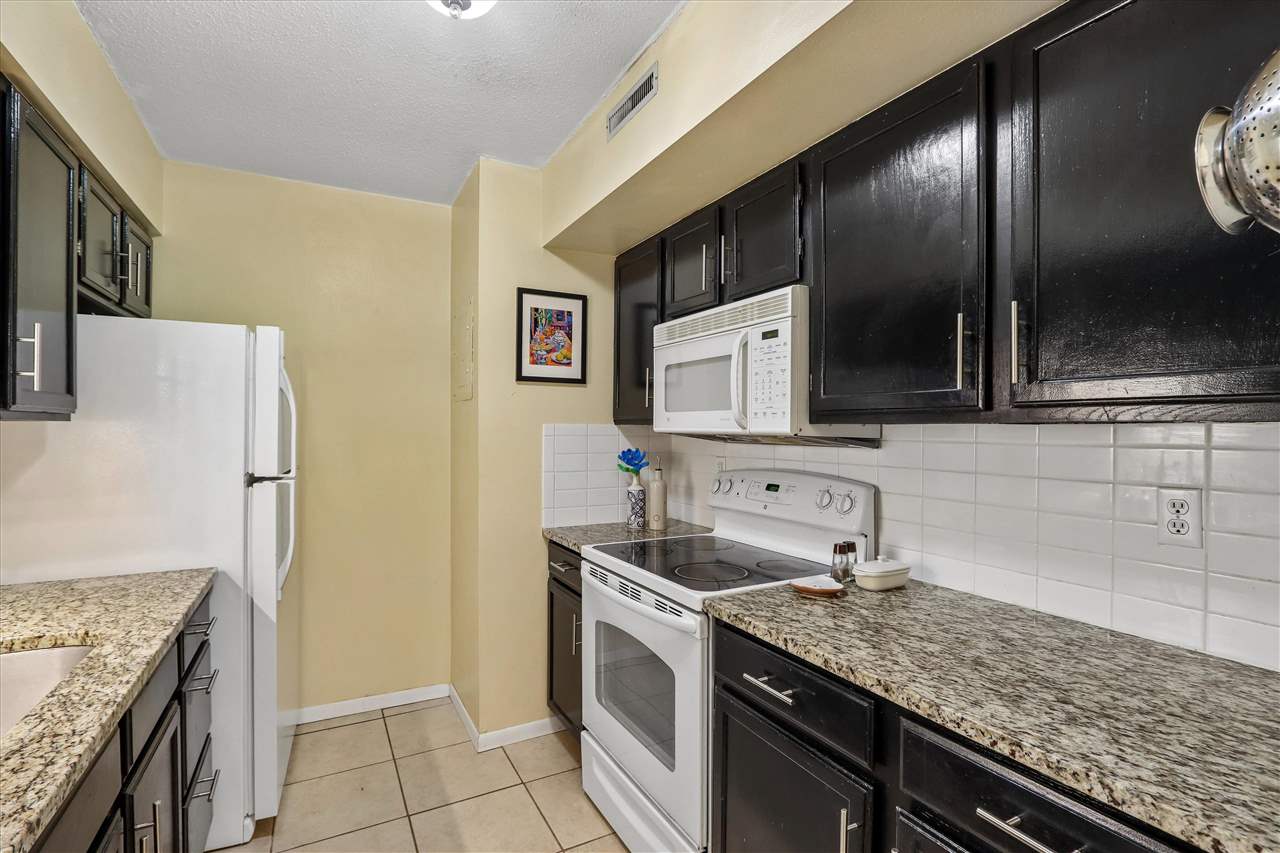 2040 Holiday Road Coralville IA 52241