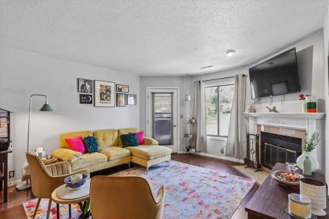 2040 Holiday Road Coralville IA 52241
