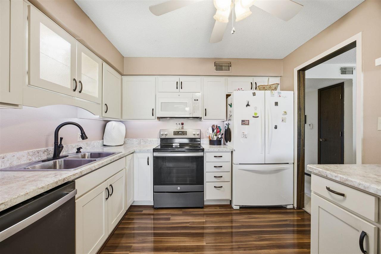 5712 Golden Court Cedar Rapids IA 52402