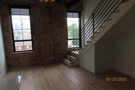 130 S Dubuque Street Solon IA 52333