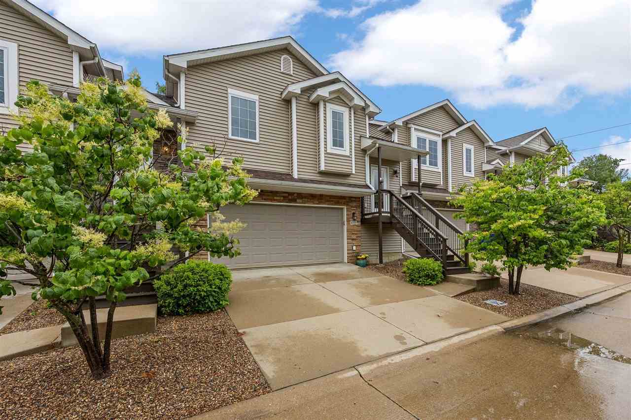 1015 Twilight Drive North Liberty IA 52317