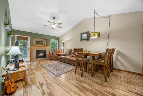 1015 Twilight Drive North Liberty IA 52317