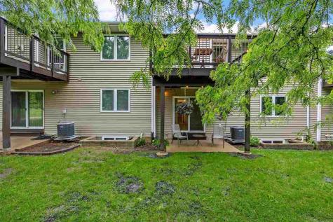 1015 Twilight Drive North Liberty IA 52317