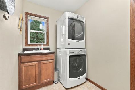 2204 135th Drive Kalona IA 52247