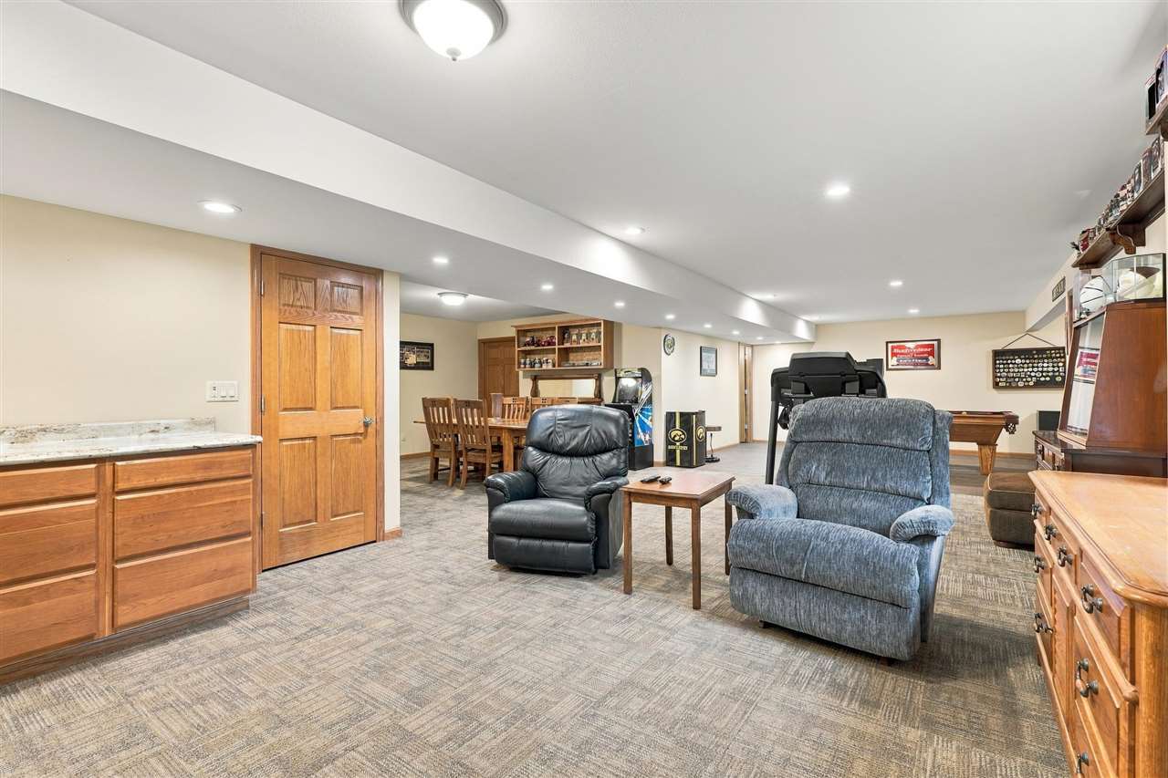 2204 135th Drive Kalona IA 52247