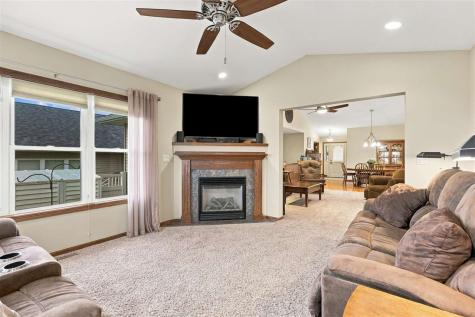 2204 135th Drive Kalona IA 52247