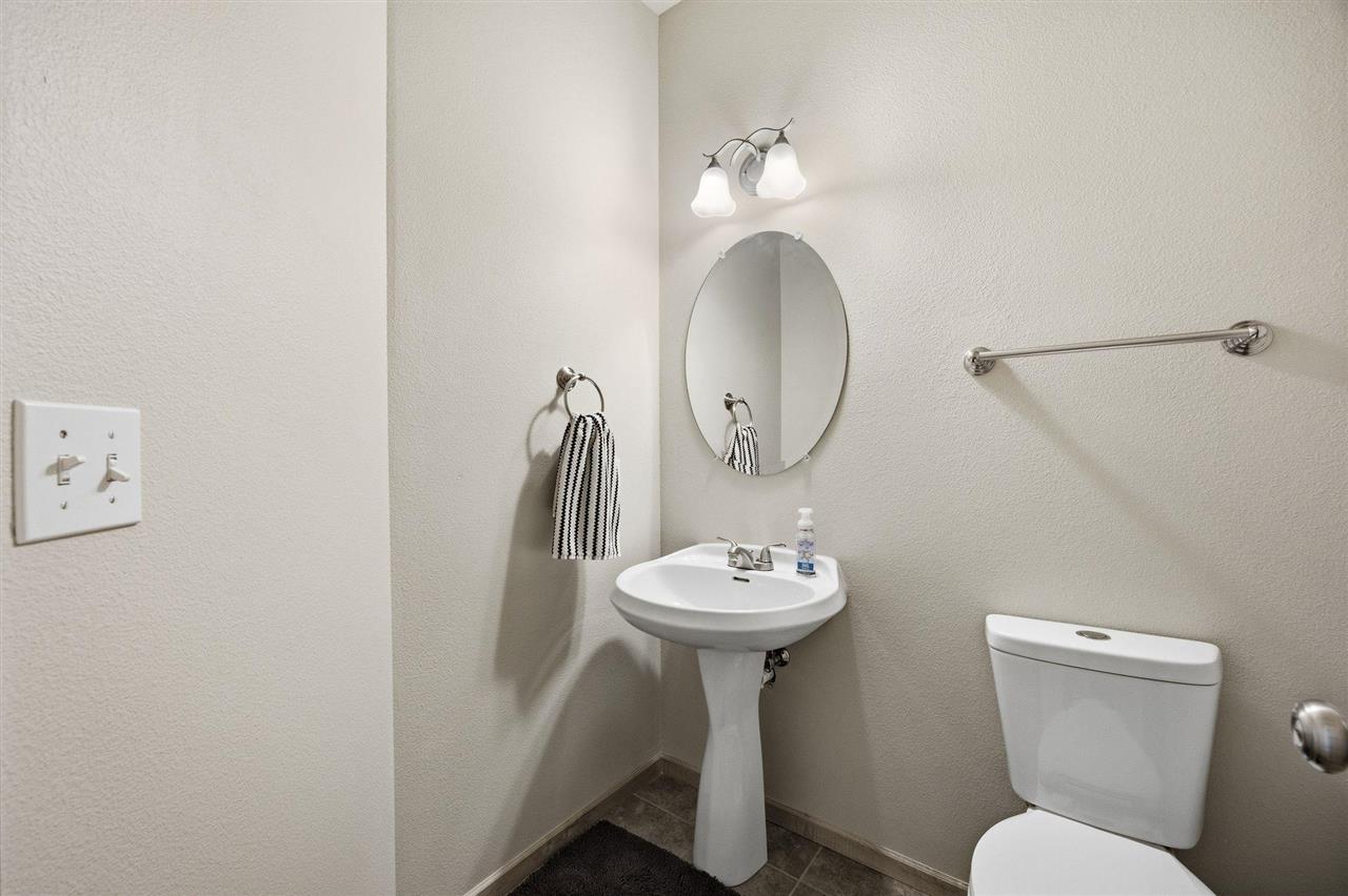 1364 Nicholas Lane North Liberty IA 52317