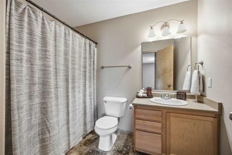 1364 Nicholas Lane North Liberty IA 52317