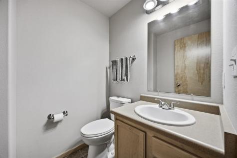 1364 Nicholas Lane North Liberty IA 52317