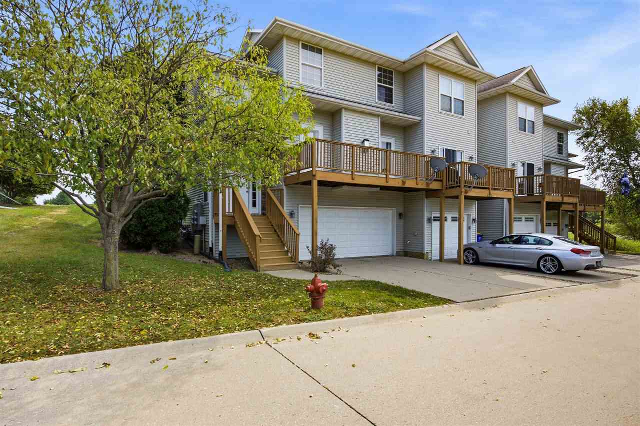 1364 Nicholas Lane North Liberty IA 52317