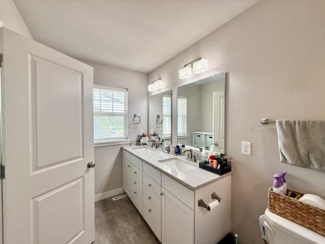 4926 Raleigh Lane Iowa City IA 52245