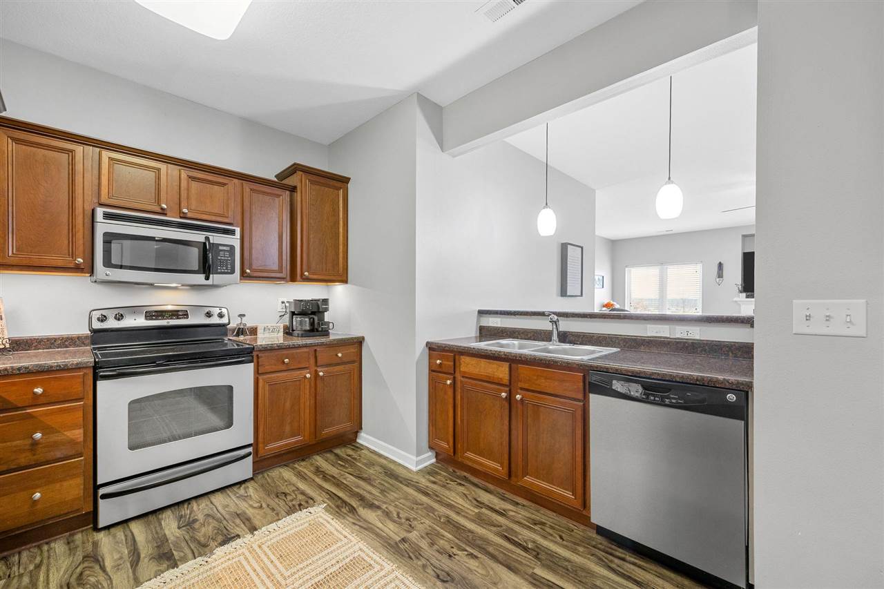 1092 Walnut Avenue Riverside IA 52327