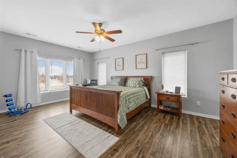 1092 Walnut Avenue Riverside IA 52327