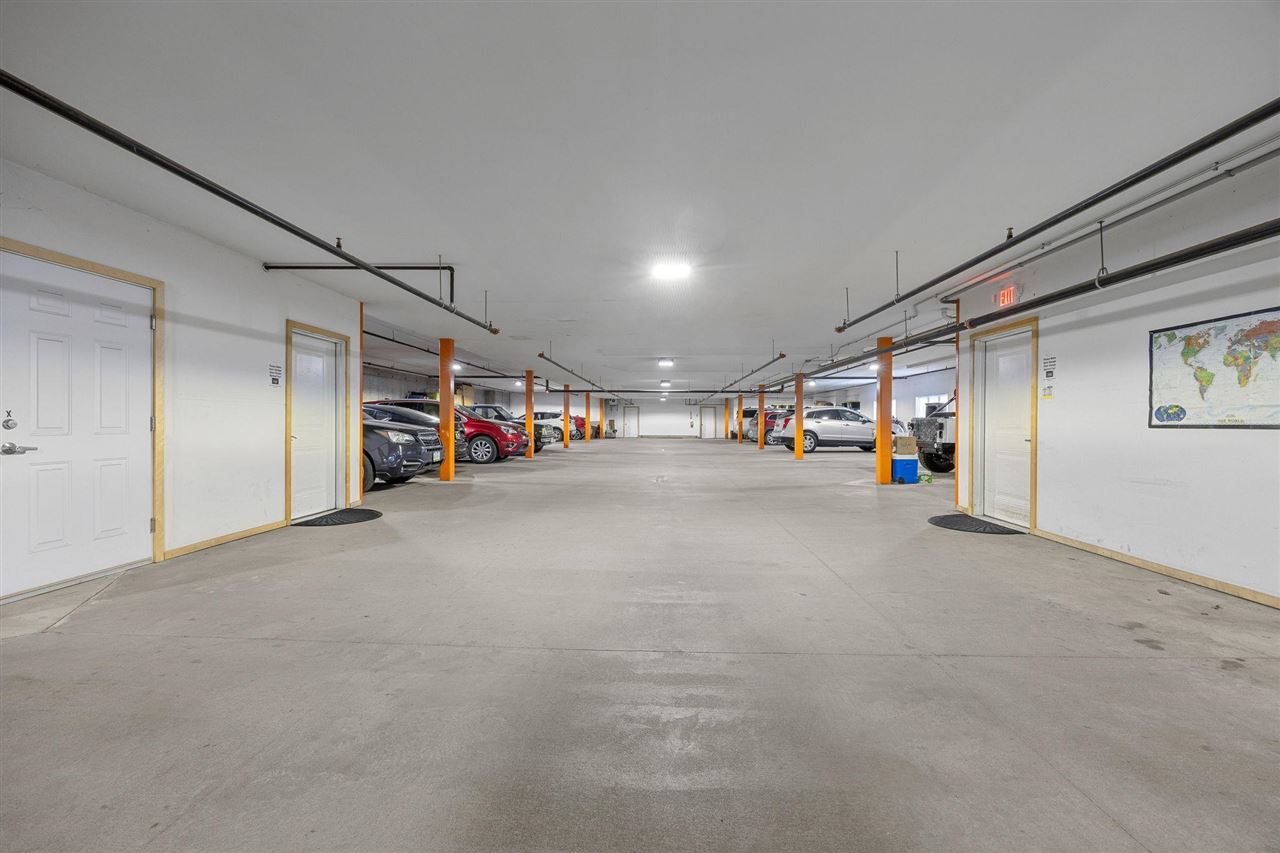 1092 Walnut Avenue Riverside IA 52327