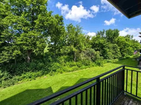 1092 Walnut Avenue Riverside IA 52327