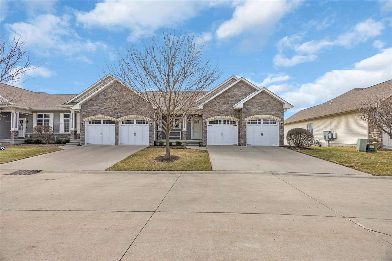 1540 Cedar Vista Lane North Liberty IA 52317