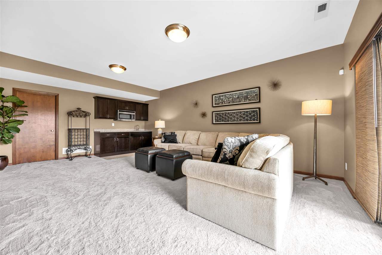 1540 Cedar Vista Lane North Liberty IA 52317