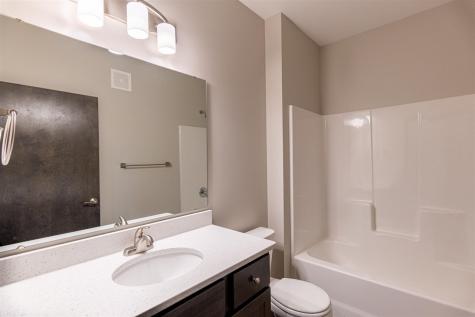 2875 Spring Rose Circle #201 Coralville IA 52241