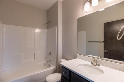 2875 Spring Rose Circle #201 Coralville IA 52241