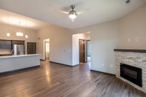 2875 Spring Rose Circle #201 Coralville IA 52241
