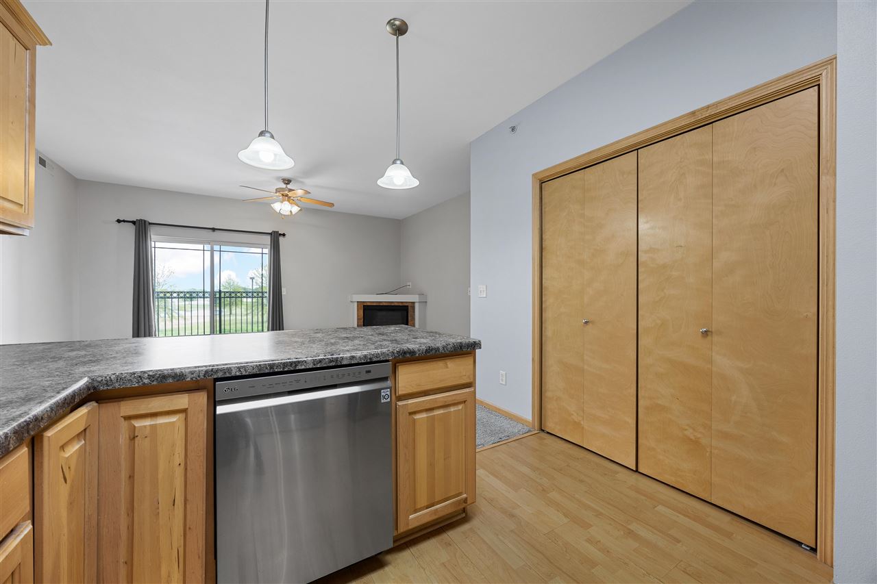 1092 Walnut Avenue Riverside IA 52327